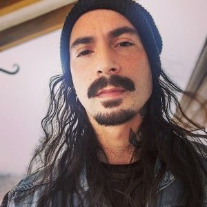 Meet your Posher, Posh